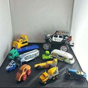 Lot of 9 cars